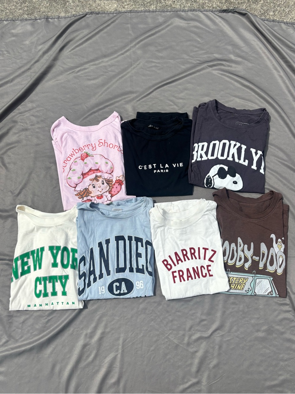 Over sized Graphic Tee Bundle - Assorted Colors